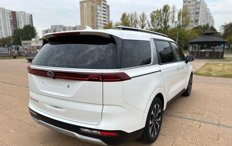 KIA Carnival, 2021 год, 3 900 000 рублей, 10 фотография