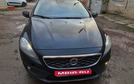 Volvo V40 Cross Country I, 2014 год, 945 000 рублей, 3 фотография