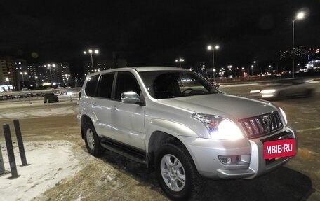 Toyota Land Cruiser Prado 120 рестайлинг, 2007 год, 2 350 000 рублей, 4 фотография