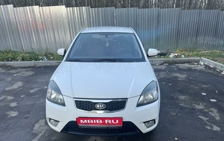 KIA Rio II, 2011 год, 750 000 рублей, 1 фотография