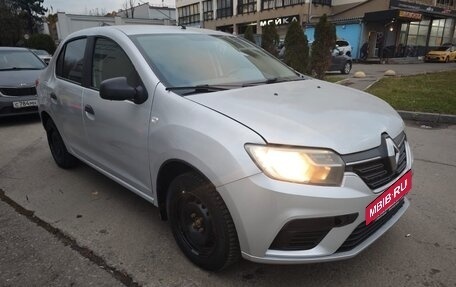 Renault Logan II, 2019 год, 500 000 рублей, 6 фотография