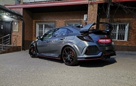 Honda Civic Type R IX, 2017 год, 3 650 000 рублей, 8 фотография