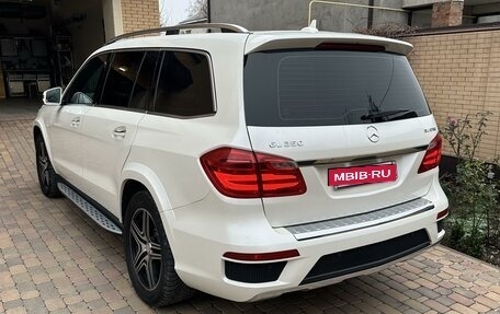 Mercedes-Benz GL-Класс, 2015 год, 4 200 000 рублей, 5 фотография