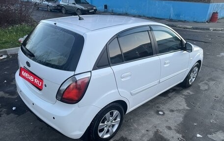 KIA Rio II, 2011 год, 750 000 рублей, 8 фотография