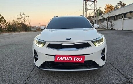 KIA Stonic, 2021 год, 1 110 000 рублей, 2 фотография