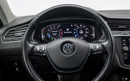 Volkswagen Tiguan II, 2019 год, 3 100 000 рублей, 23 фотография