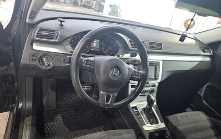 Volkswagen Passat B7, 2013 год, 1 350 000 рублей, 3 фотография