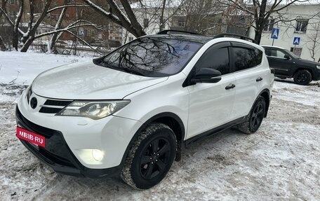 Toyota RAV4, 2013 год, 1 730 000 рублей, 2 фотография