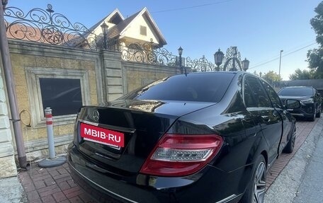 Mercedes-Benz C-Класс, 2008 год, 1 100 000 рублей, 4 фотография