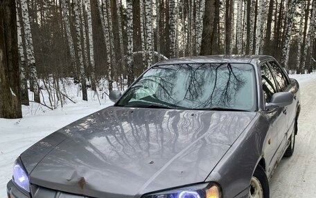 Nissan Skyline, 1998 год, 650 000 рублей, 18 фотография