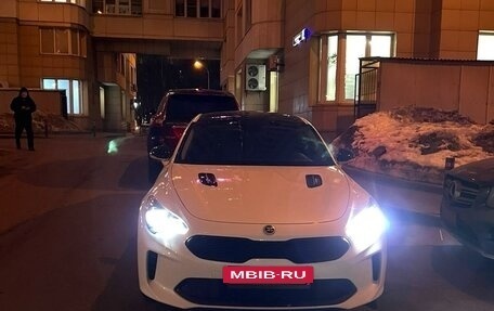 KIA Stinger I, 2019 год, 2 600 000 рублей, 15 фотография