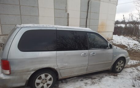 KIA Carnival III, 2001 год, 222 000 рублей, 2 фотография