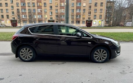 Opel Astra J, 2014 год, 900 000 рублей, 4 фотография