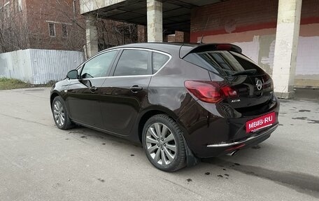 Opel Astra J, 2014 год, 900 000 рублей, 8 фотография