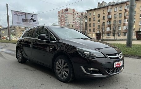 Opel Astra J, 2014 год, 900 000 рублей, 3 фотография