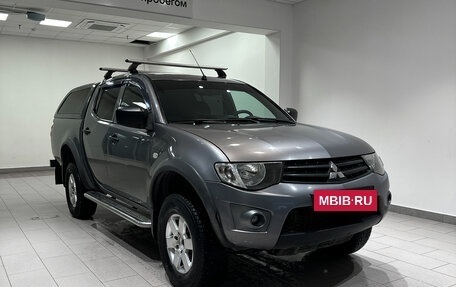 Mitsubishi L200 IV рестайлинг, 2014 год, 1 807 000 рублей, 3 фотография