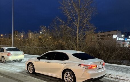 Toyota Camry, 2019 год, 3 160 000 рублей, 8 фотография