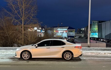 Toyota Camry, 2019 год, 3 160 000 рублей, 5 фотография