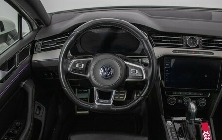 Volkswagen Passat B8 рестайлинг, 2019 год, 3 150 000 рублей, 21 фотография