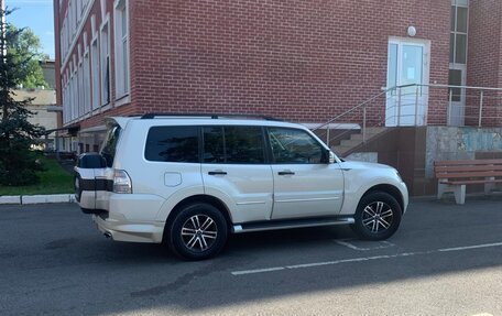 Mitsubishi Pajero IV, 2019 год, 3 550 000 рублей, 6 фотография