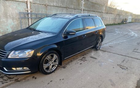 Volkswagen Passat B7, 2011 год, 1 050 000 рублей, 2 фотография