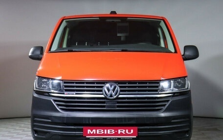 Volkswagen Transporter T6 рестайлинг, 2021 год, 4 190 000 рублей, 2 фотография