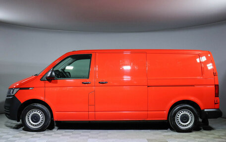 Volkswagen Transporter T6 рестайлинг, 2021 год, 4 190 000 рублей, 8 фотография