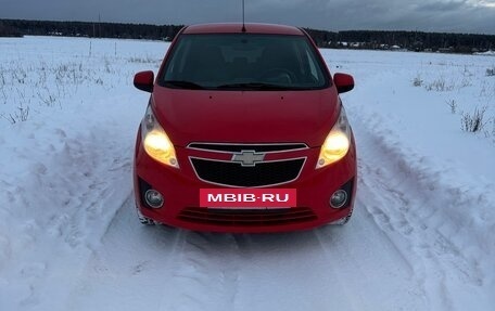 Chevrolet Spark III, 2011 год, 750 000 рублей, 2 фотография