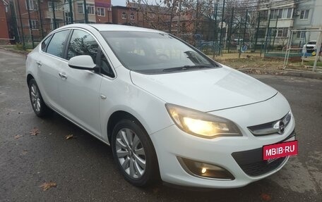 Opel Astra J, 2013 год, 980 000 рублей, 7 фотография