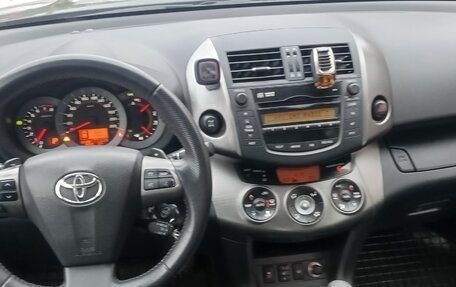 Toyota RAV4, 2012 год, 1 665 000 рублей, 12 фотография