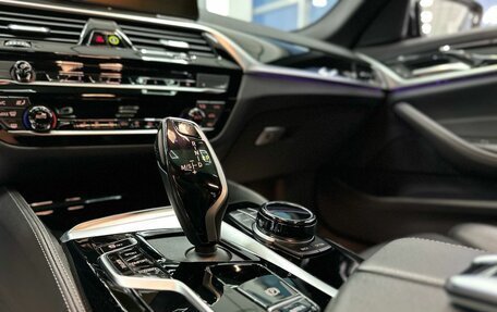 BMW 5 серия, 2021 год, 8 200 000 рублей, 25 фотография