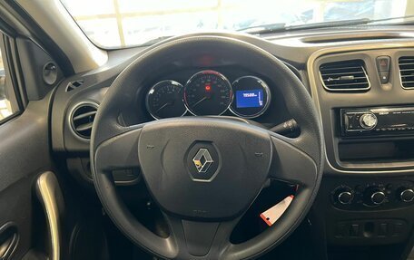 Renault Logan II, 2018 год, 860 000 рублей, 7 фотография