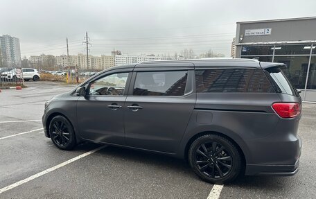 KIA Carnival III, 2019 год, 3 250 000 рублей, 2 фотография