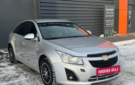 Chevrolet Cruze II, 2012 год, 749 000 рублей, 3 фотография