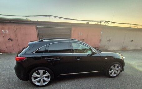 Infiniti FX II, 2010 год, 2 390 000 рублей, 11 фотография