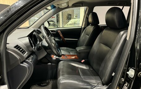 Toyota Highlander III, 2012 год, 2 040 000 рублей, 9 фотография