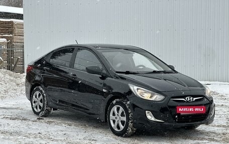 Hyundai Solaris II рестайлинг, 2012 год, 880 000 рублей, 3 фотография