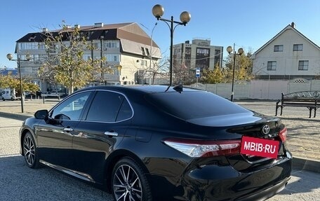 Toyota Camry, 2018 год, 3 850 000 рублей, 5 фотография