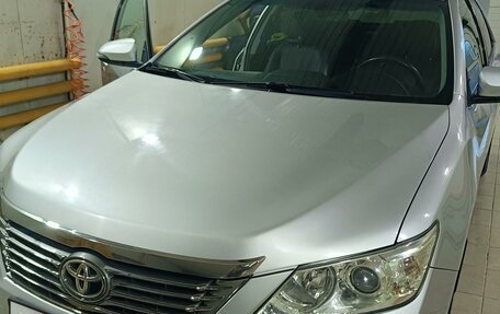 Toyota Camry, 2012 год, 1 500 000 рублей, 13 фотография