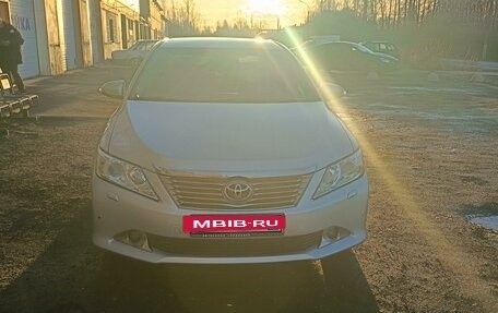 Toyota Camry, 2012 год, 1 500 000 рублей, 10 фотография