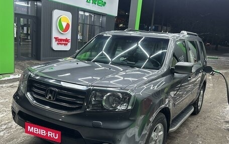 Honda Pilot III рестайлинг, 2011 год, 1 900 000 рублей, 10 фотография