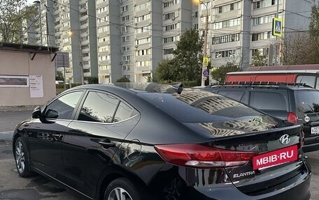 Hyundai Elantra VI рестайлинг, 2017 год, 1 690 000 рублей, 5 фотография