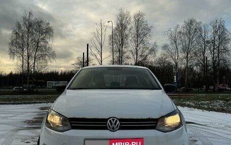 Volkswagen Polo VI (EU Market), 2011 год, 750 000 рублей, 2 фотография