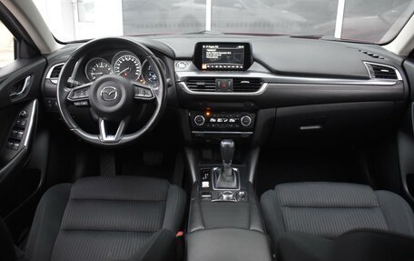 Mazda 6, 2017 год, 2 570 000 рублей, 6 фотография