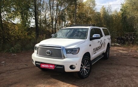 Toyota Tundra II, 2011 год, 3 999 000 рублей, 1 фотография