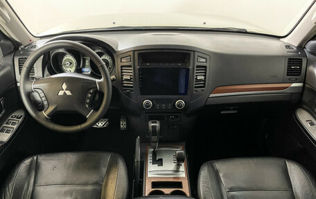 Mitsubishi Pajero IV, 2008 год, 1 770 000 рублей, 12 фотография