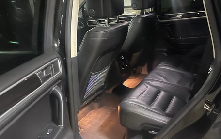 Volkswagen Touareg III, 2016 год, 3 650 000 рублей, 16 фотография