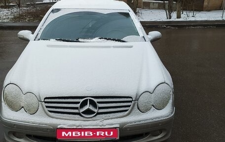 Mercedes-Benz CLK-Класс, 2004 год, 750 000 рублей, 1 фотография