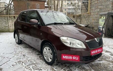 Skoda Fabia II, 2011 год, 750 000 рублей, 5 фотография