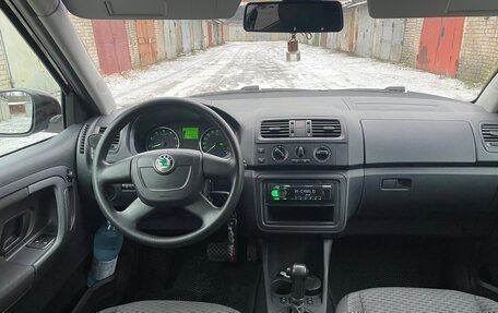 Skoda Fabia II, 2011 год, 750 000 рублей, 6 фотография